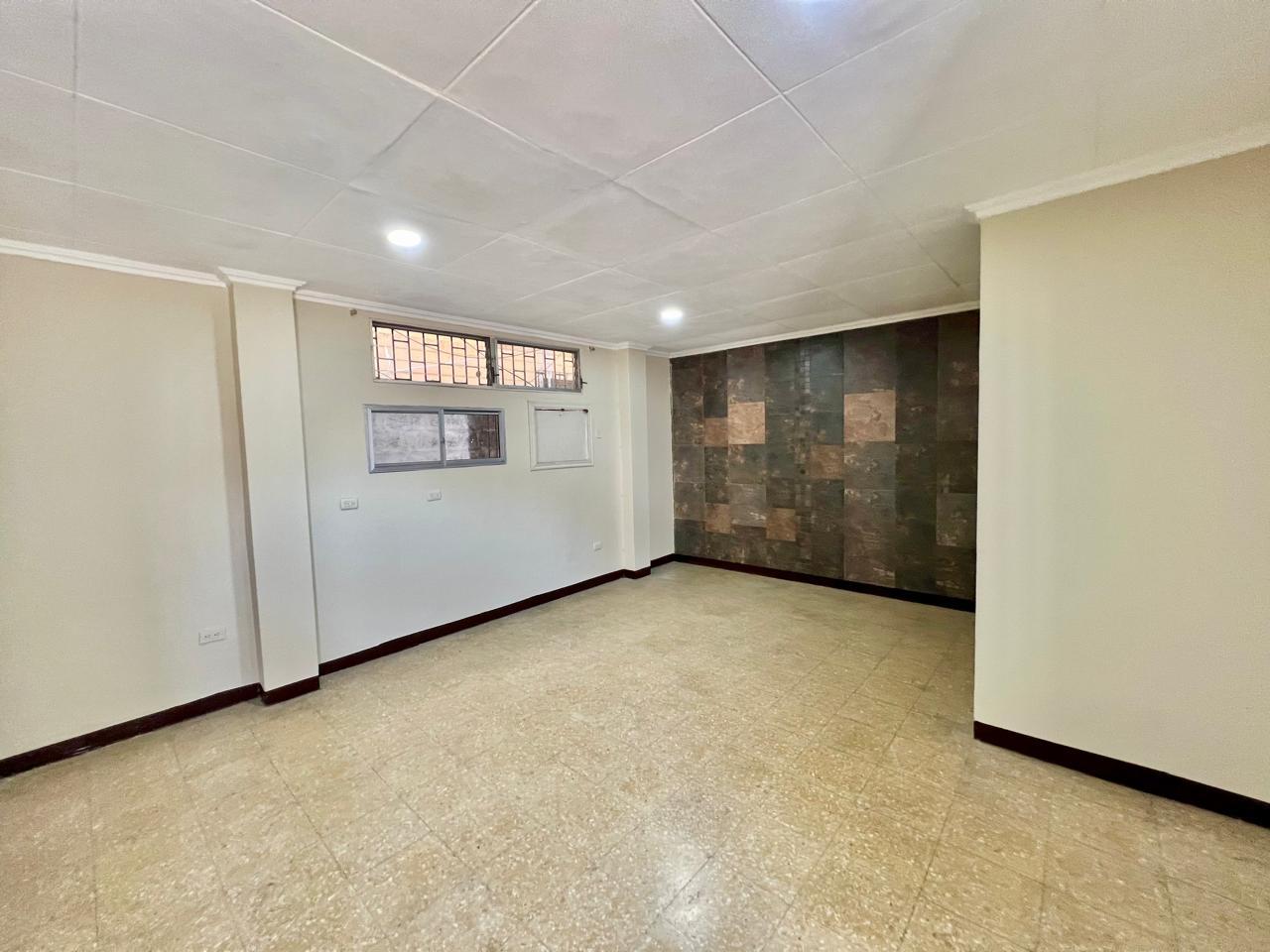 Casa Rentera en  Venta con EXCELENTE RENDIMIENTO, en Kennedy Nueva, cerca Policentro-San Marino