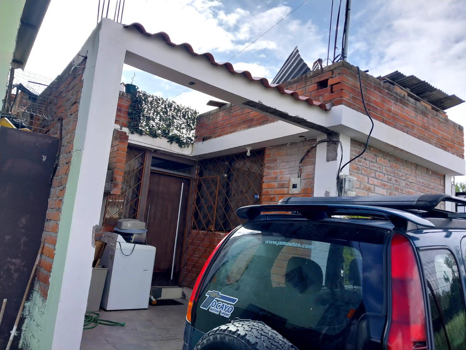 Casa en Venta en el Sector Santa Lucia del Retorno  a media Cuadra  de una Fabrica