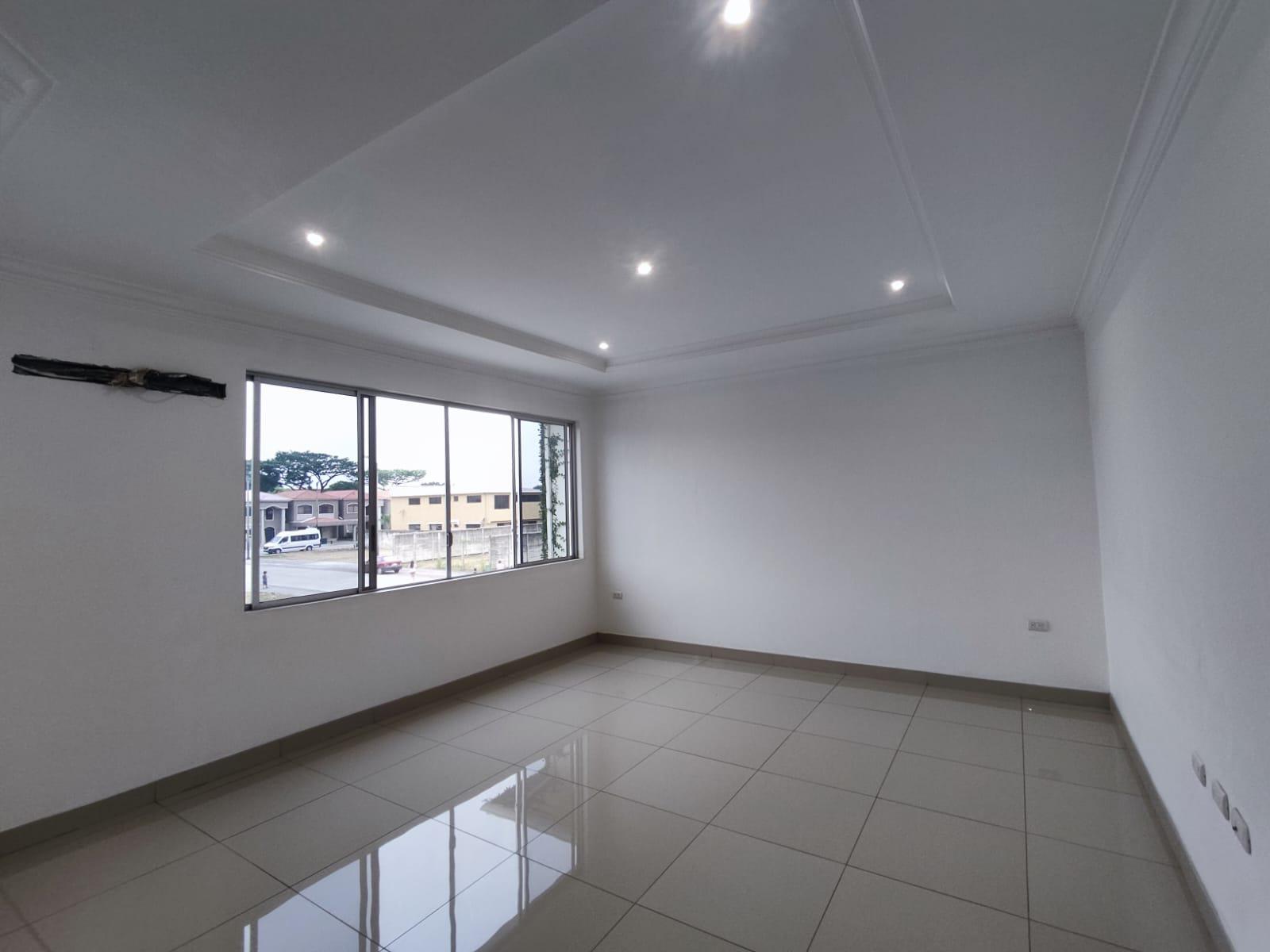 DEPARTAMENTO en Alquiler o Venta en Urbanización San Eduardo