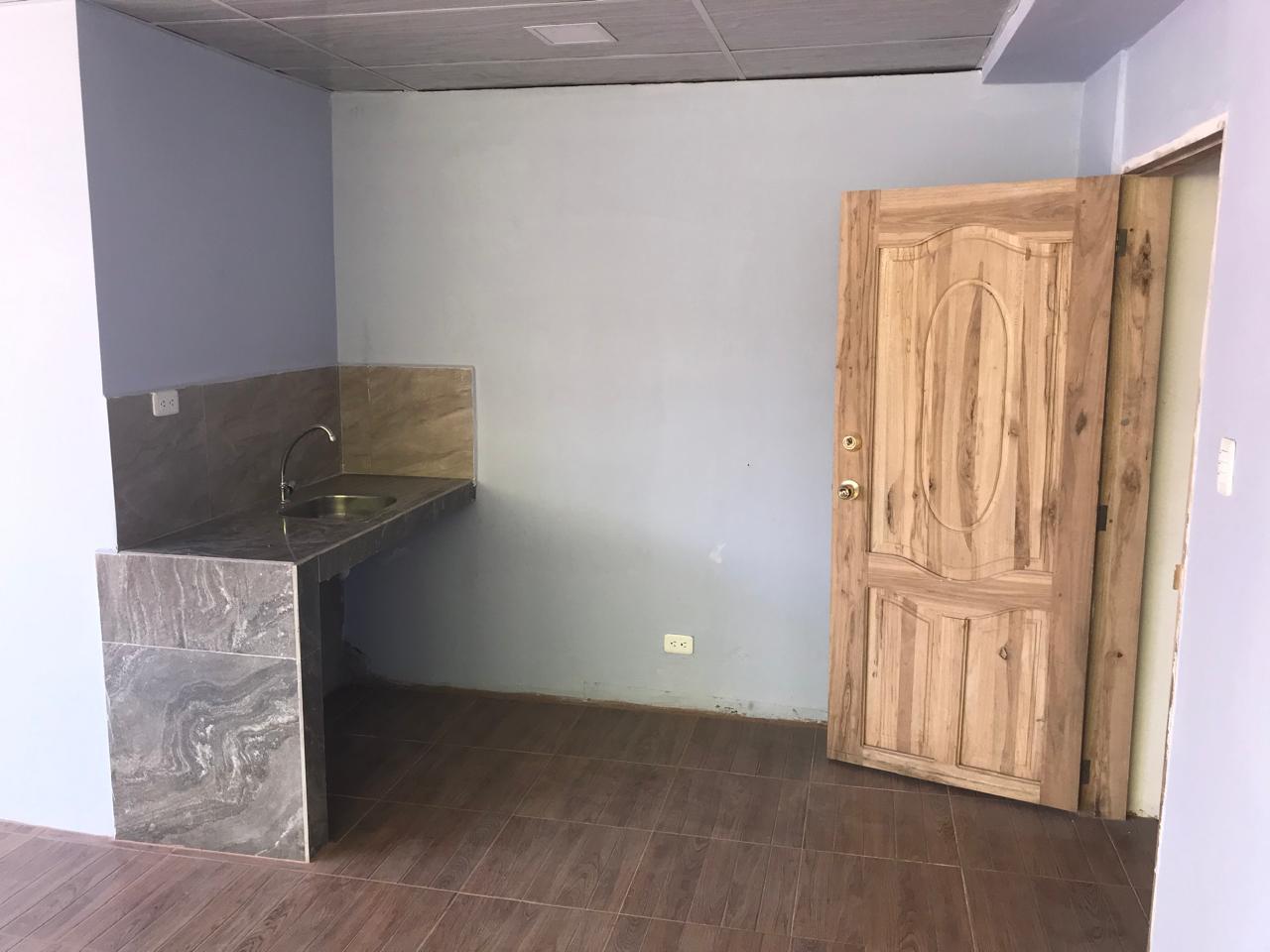 La Concepción, Local Comercial en Renta, 36m2, 1 Ambiente.