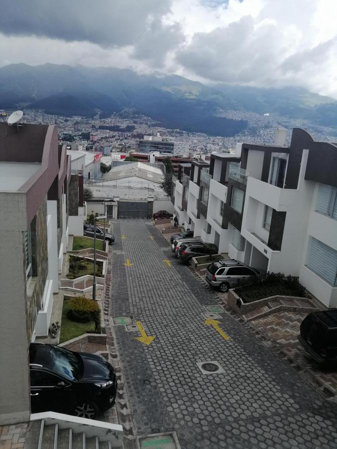 Venta departamento 2 dorm. con ascensor – Sector Santa Lucía (Norte de Quito)