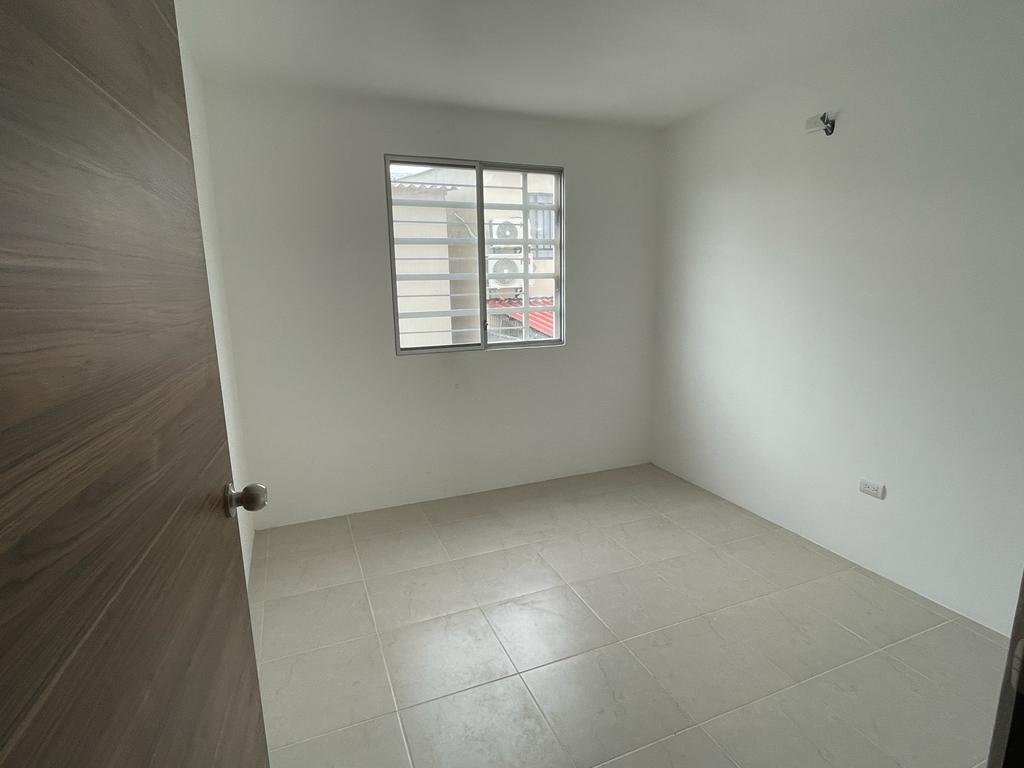 VENTA DE CASA EN URBANIZACION BELLA VITA 2 (LM)