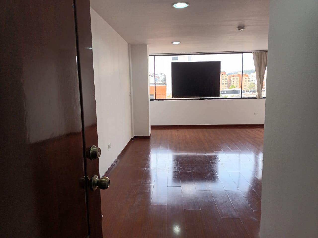 La Mariscal, Oficina en  Renta, 40m2, 1 Ambiente.