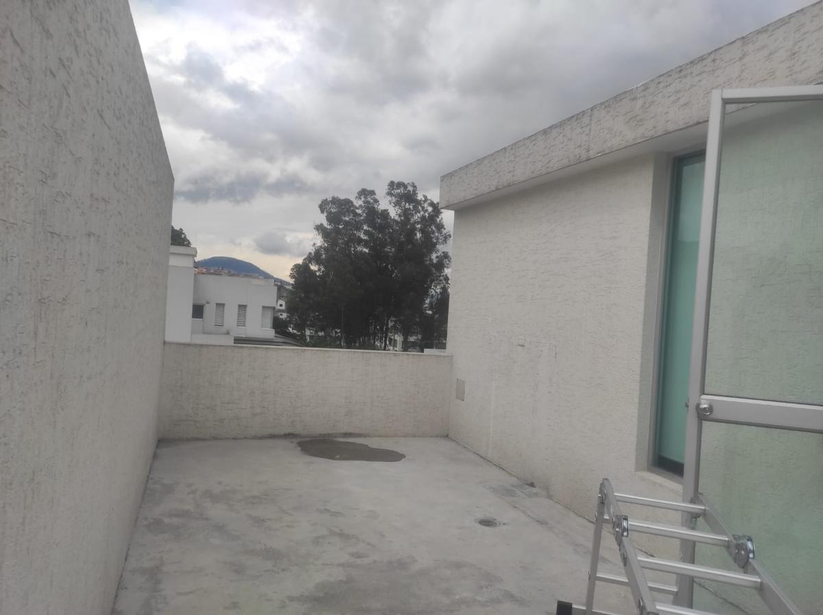 Conocoto, Casa, 154 m2, 3 habitaciones, 3 baños, 2 parqueaderos