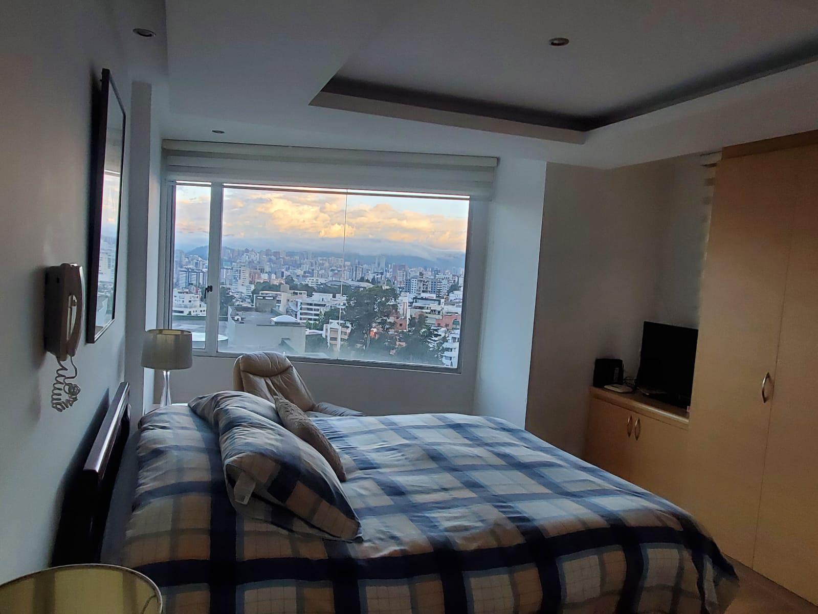 Vendo Departamento en el sector del Quito Tenis. 2 habitaciones. 129000usd