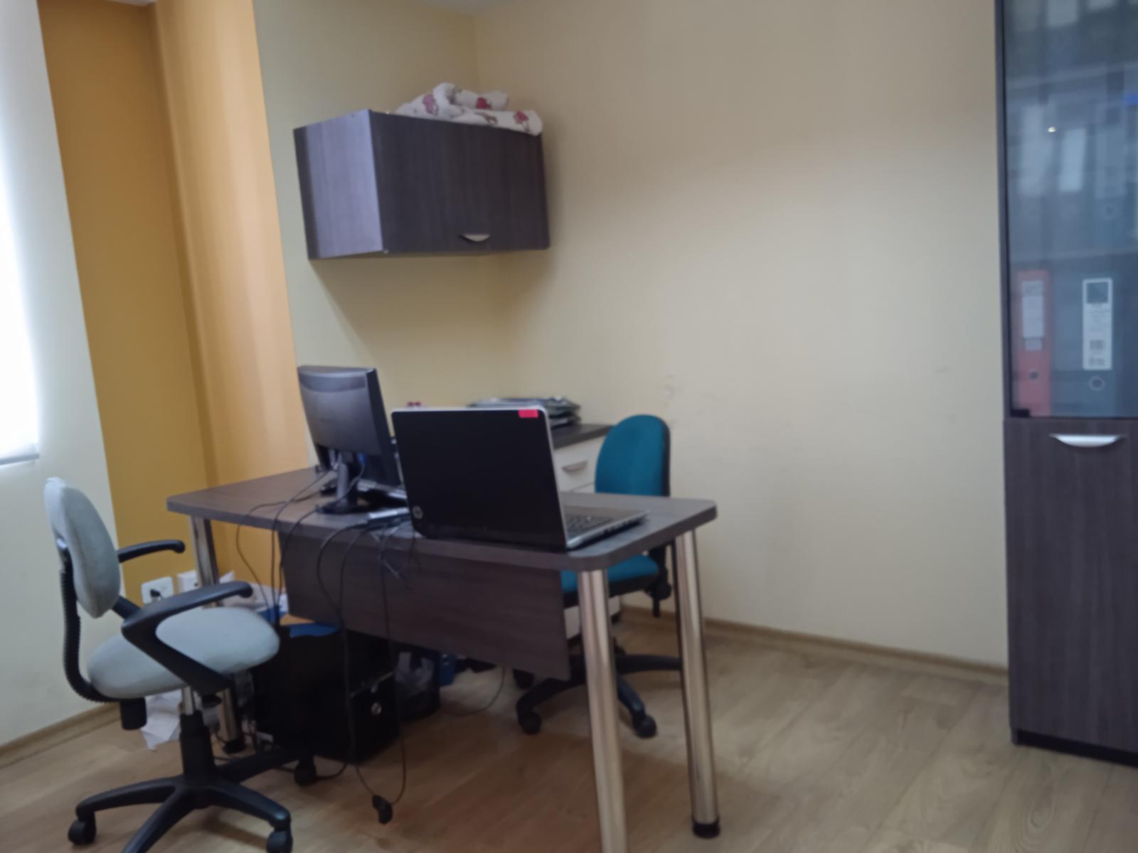 VENTA OFICINA 140m2 - CENTRO NORTE