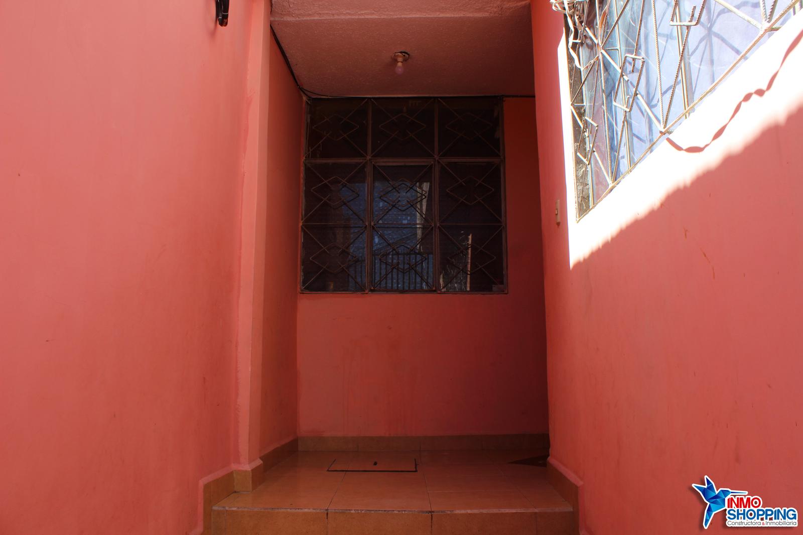 Casa en el barrio San Pedro - Por la escalinata de la calle Nicaragua, a 20 de la urna