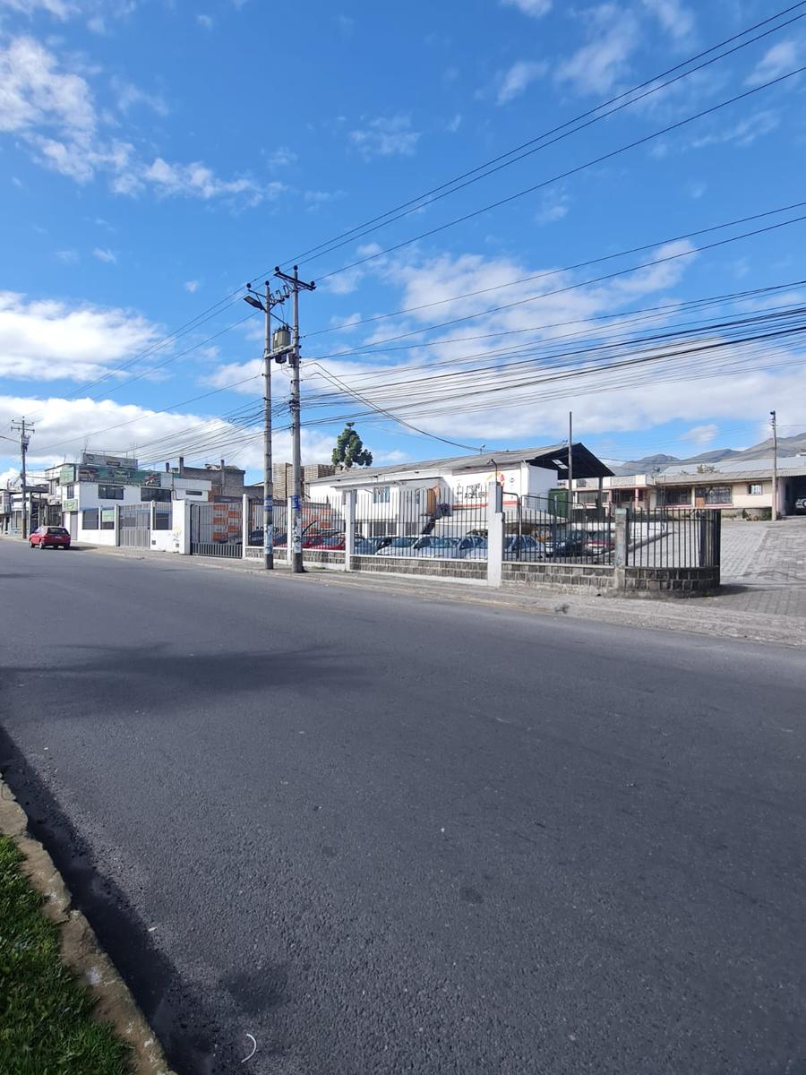 Terreno en venta. Av. Maldonado - Guamaní