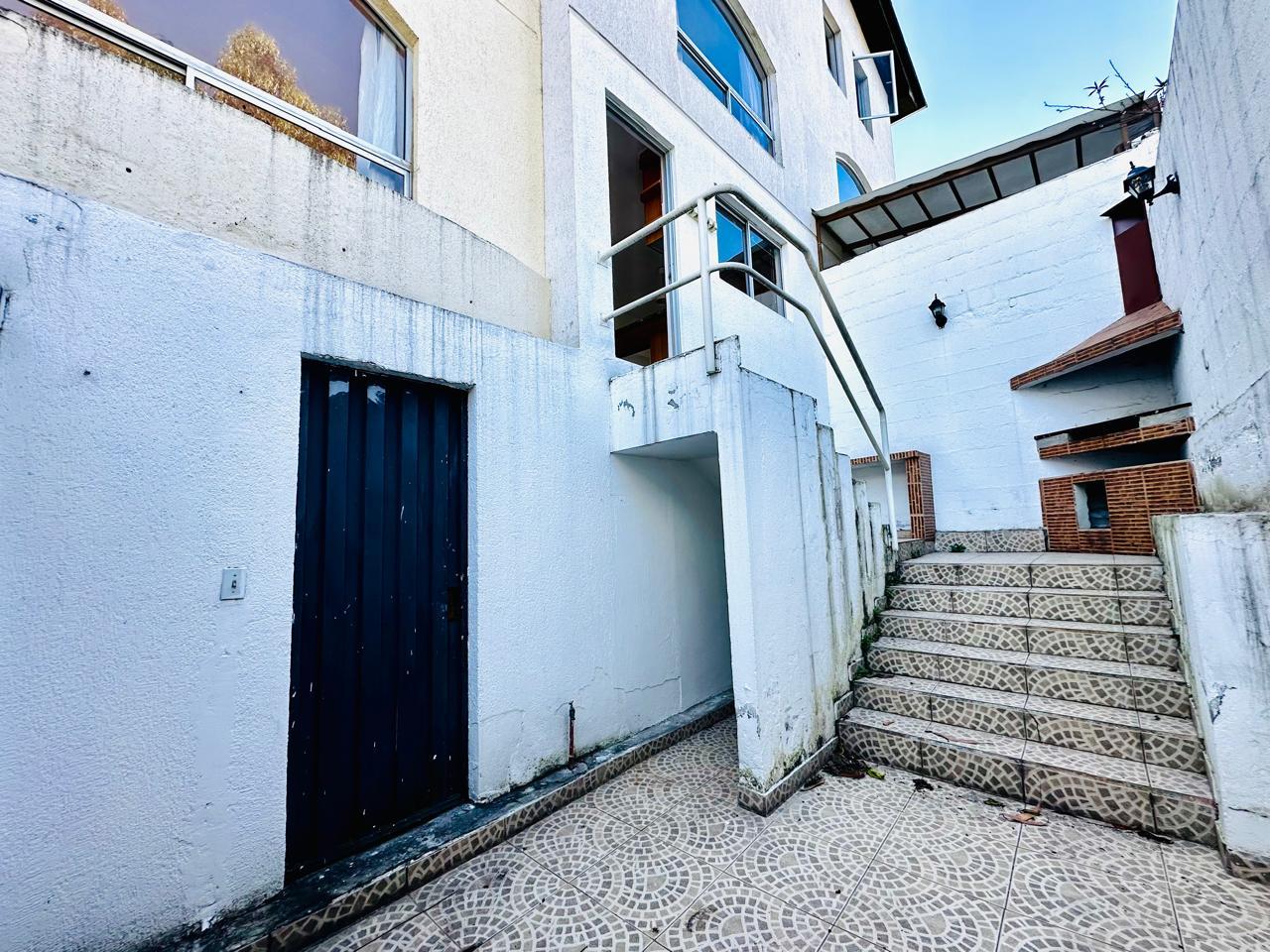 Casa de Renta en Urbanización Santa Lucía, Norte de Quito