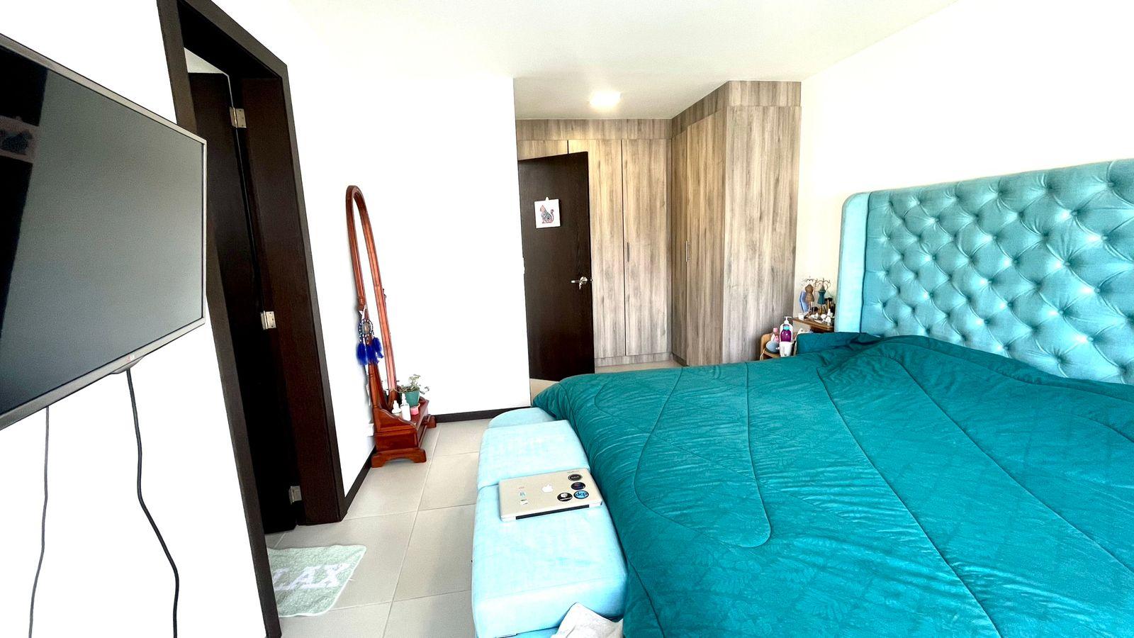 VENDO CASA ESQUINERA EN CONJUNTO CON PISCINA SECTOR PUEMBO