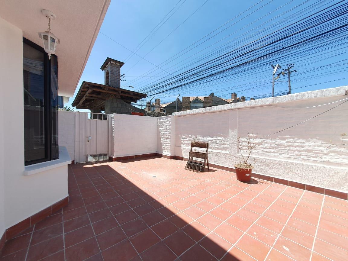 AO SECTOR AMAGASI DEL INCA EN VENTA CASA 173m2