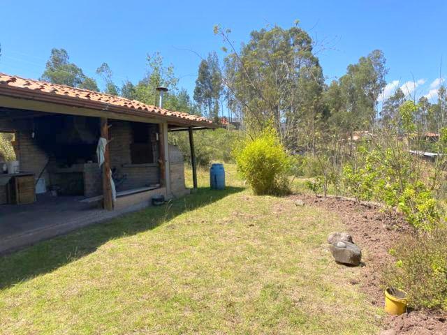 Hermosa quinta en venta con 4.000m2 de terreno Vía Guangarcucho - Jadán.