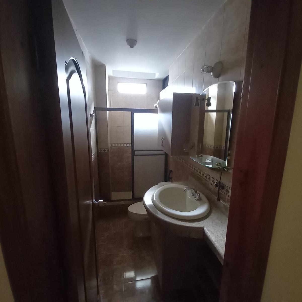 VENTA CASA RENTERA EN CDLA. ROSALES  (RS)