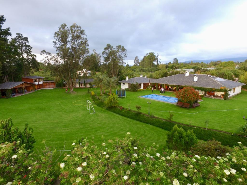 Espectacular quinta de venta ubicada entre el Quinche y Guayllabamba, Zona Exclusiva