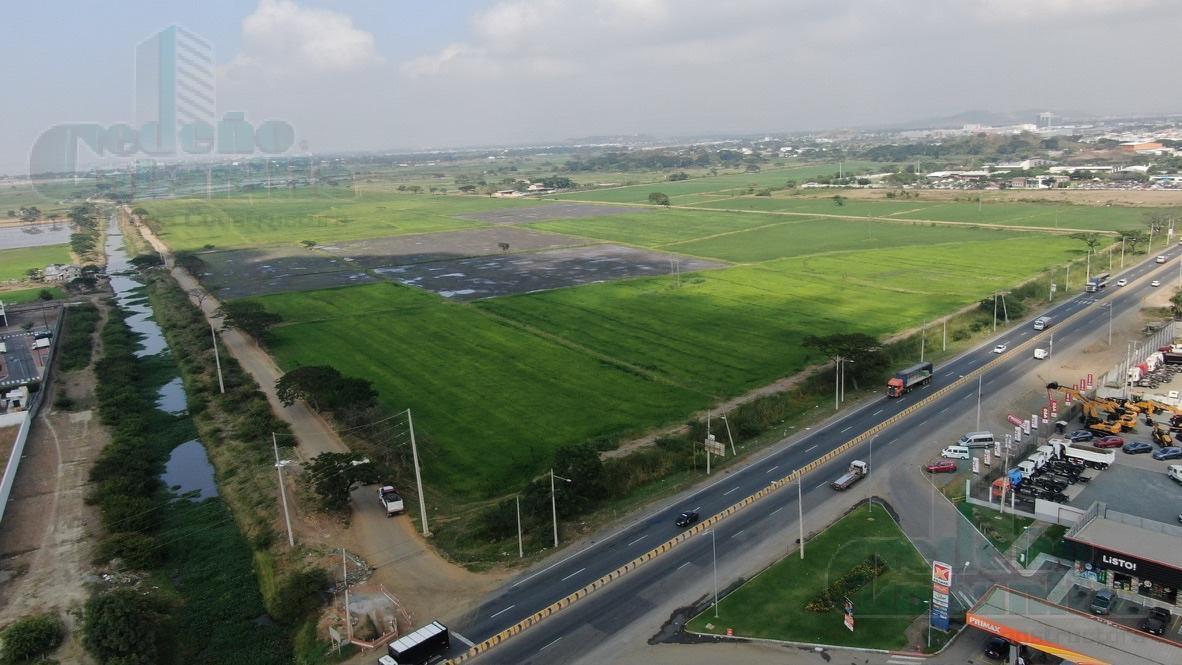 VENTA DE TERRENO ESQUINERO EN LOTIZACIÓN BUIJO