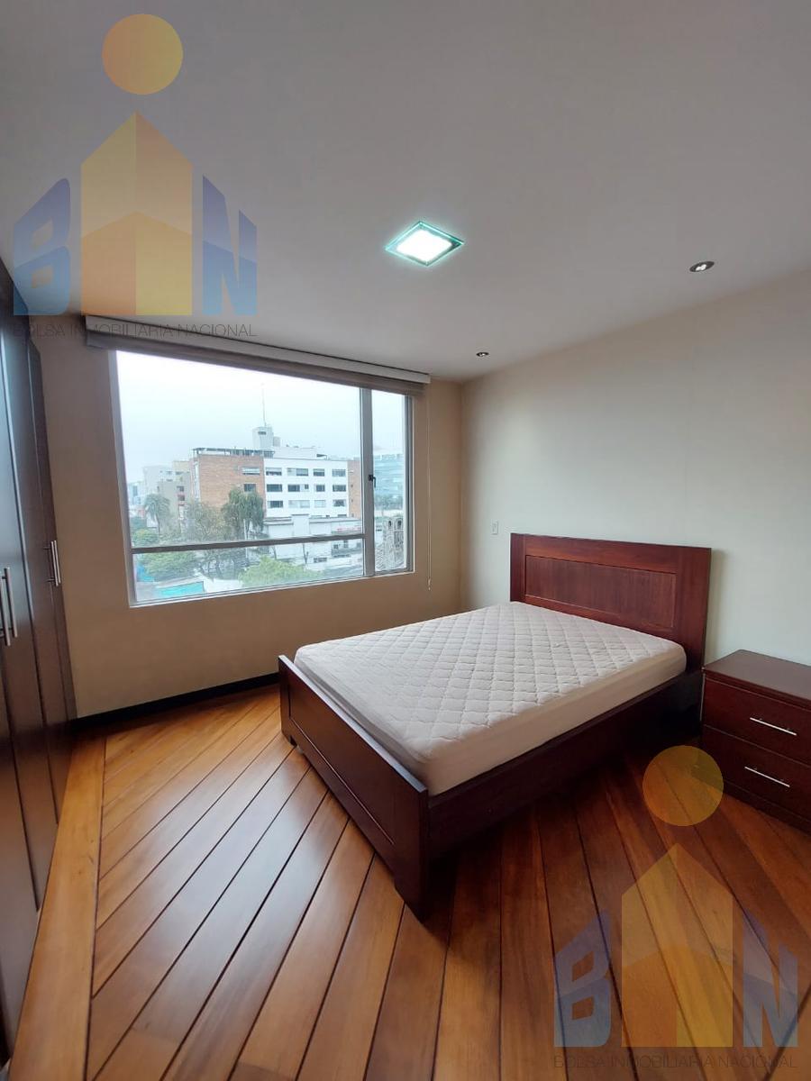 RENTA DEPARTAMENTO AMOBLADO  PLAZA ARTIGAS  U.CATOLICA