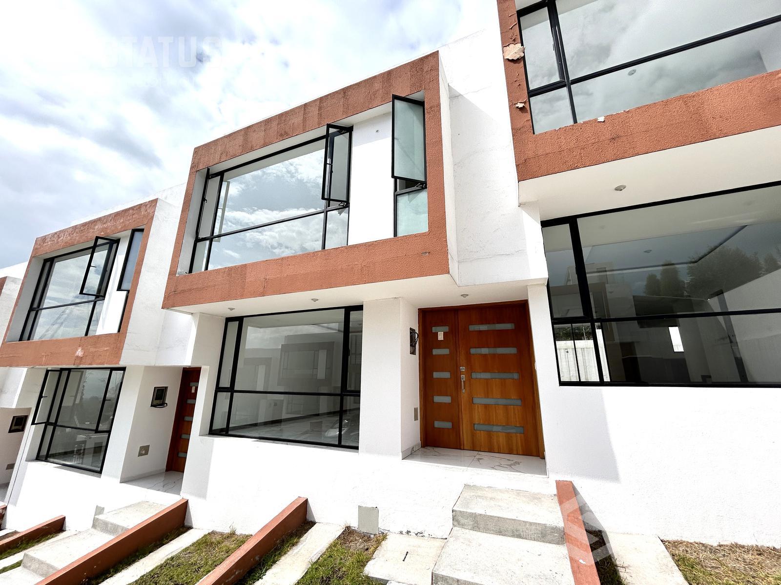 Vendo casa en conjunto 155 m, 3 Dorm., 2 Garajes, terraza, sector Ontaneda - Conocoto, $99.500