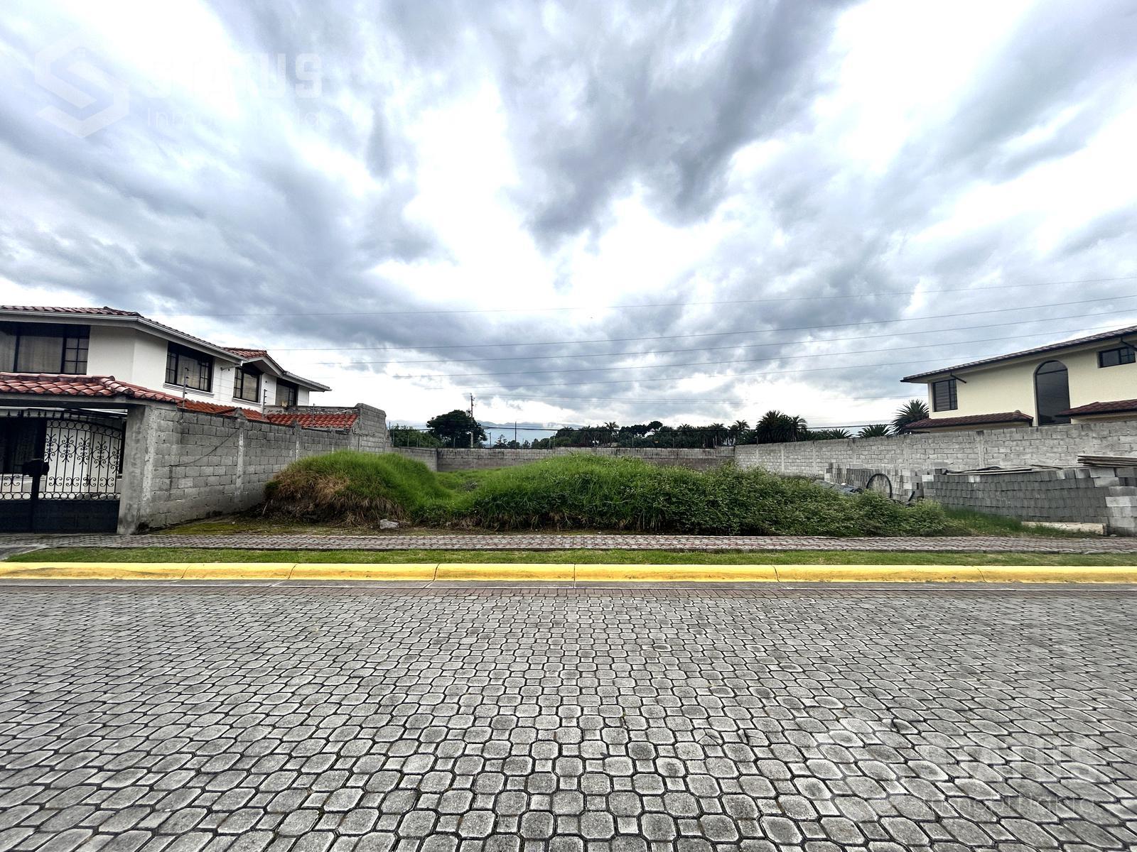 Se vende terreno de 362 m  en Urb. sector Las Haciendas - Fajardo $76.000