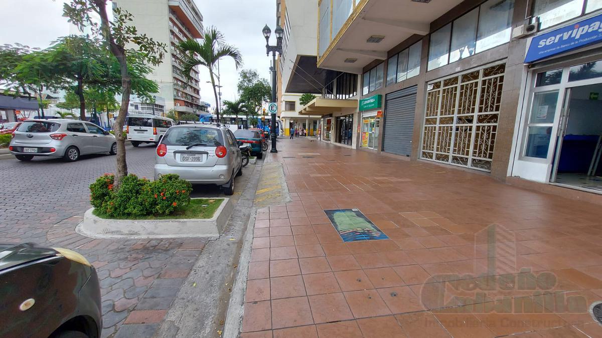 SE ALQUILA LOCAL COMERCIAL EN PLENA AVENIDA 9 DE OCTUBRE