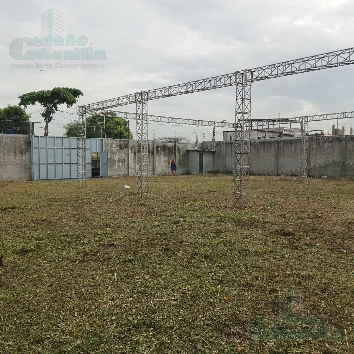 ALQUILER DE TERRENO EMPRESARIAL/ INDUSTRIAL  EN EL NORTE DE GUAYAQUIL