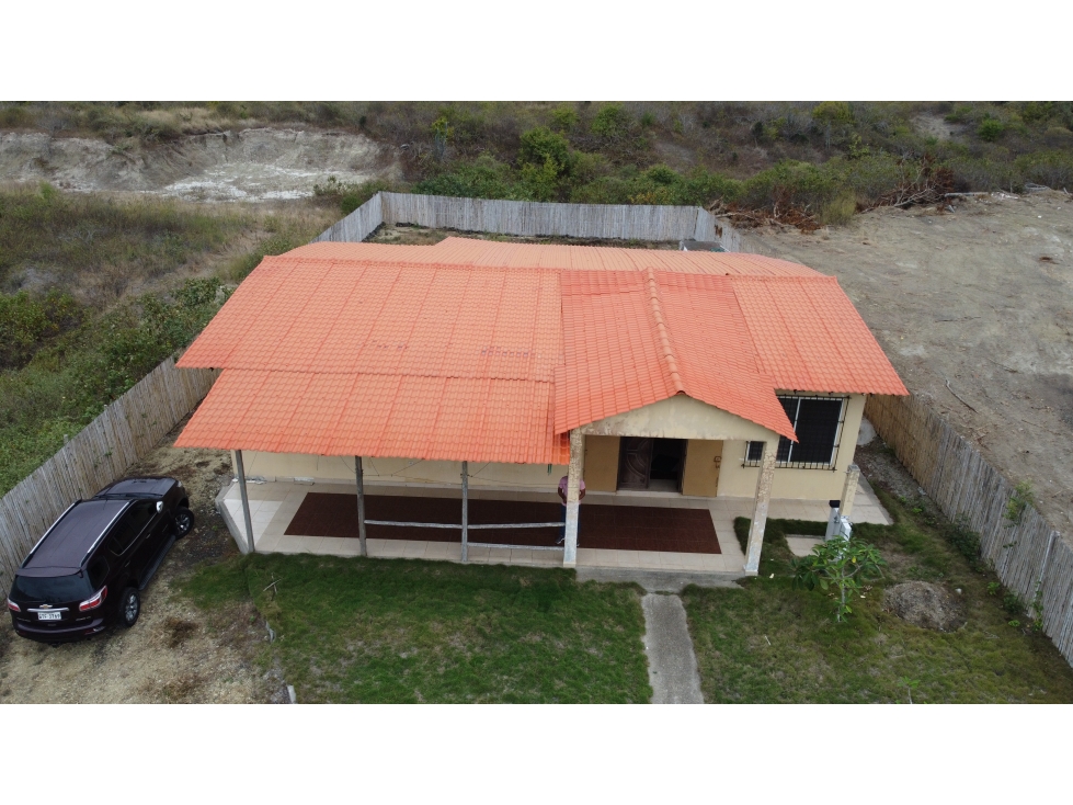 Se vende Casa con vista al mar Puerto Cayo