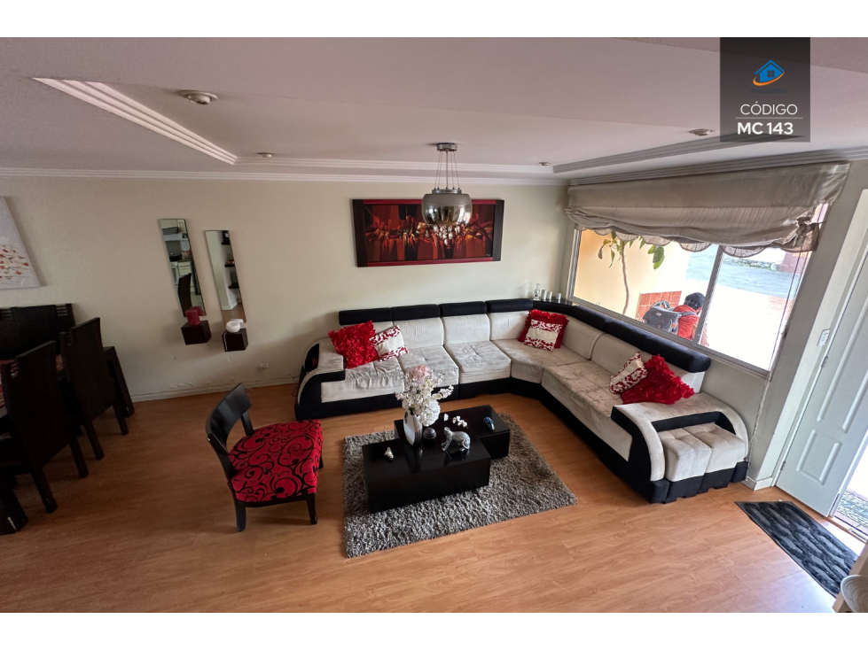 CASA EN VENTA POR EL SUPERSTOCK EN CUENCA ECUADOR