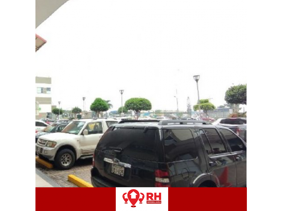 LOCAL COMERCIAL  CON MEZANINE EN VENTA EN OROPLAZA, MACHALA #LSMI2