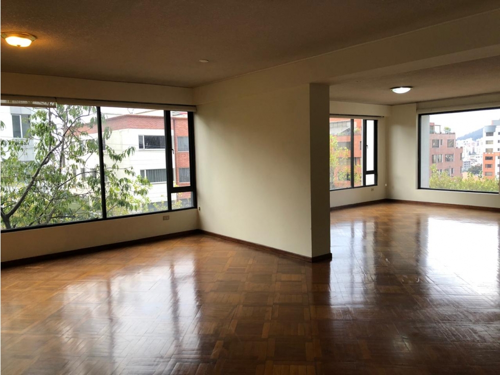 DEPARTAMENTO EN VENTA QUITO TENIS EDIF CON PISCINA