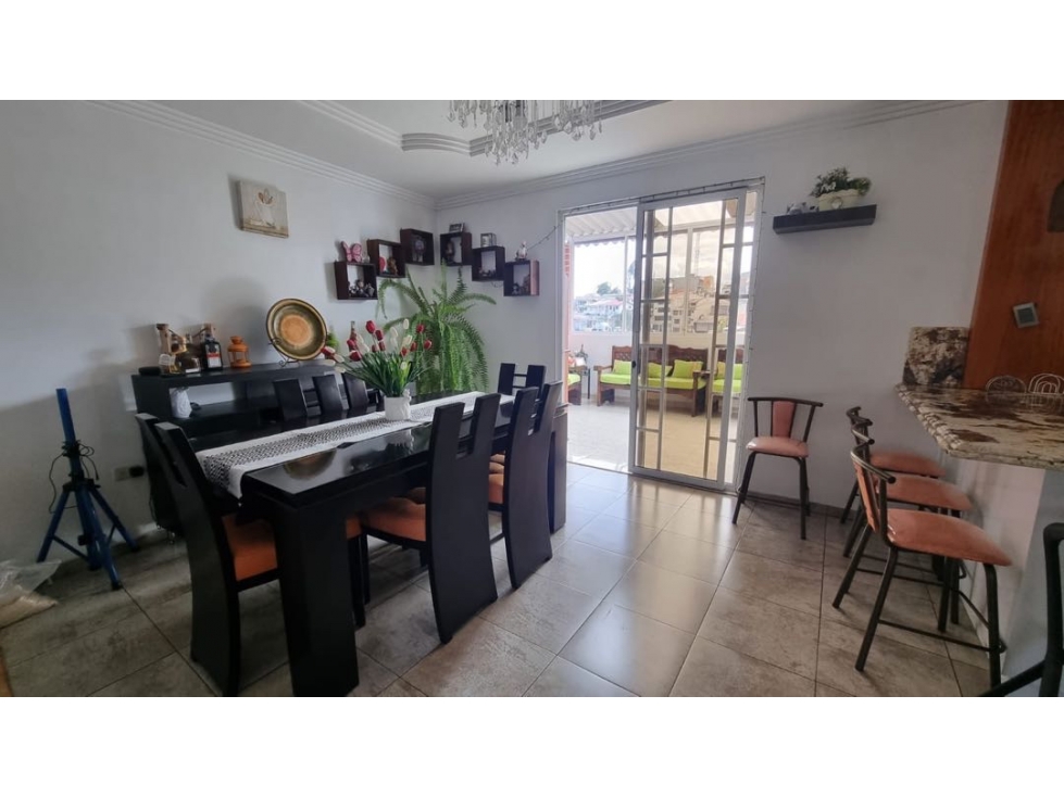 ?HERMOSA CASA EN VENTA SECTOR VISOREY - UNCOVIA